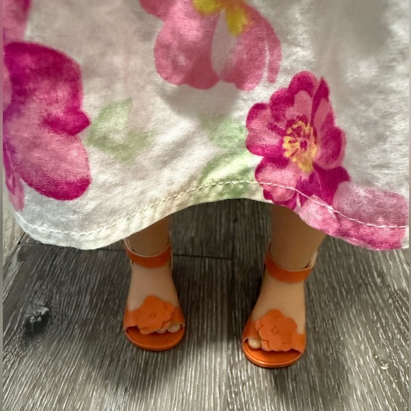 Journey Girls Doll with Blonde Hair - Picture 5 of 12